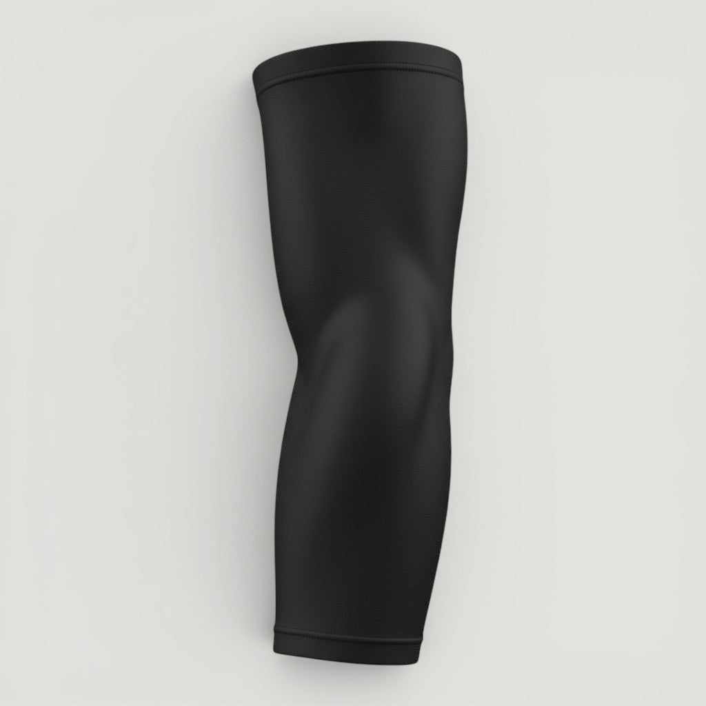 Padel Shark black compression arm sleeve for optimal forearm and wrist support during padel matches.