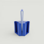 Padel Shark blue plastic fence phone mount for tennis match analysis and live streaming.