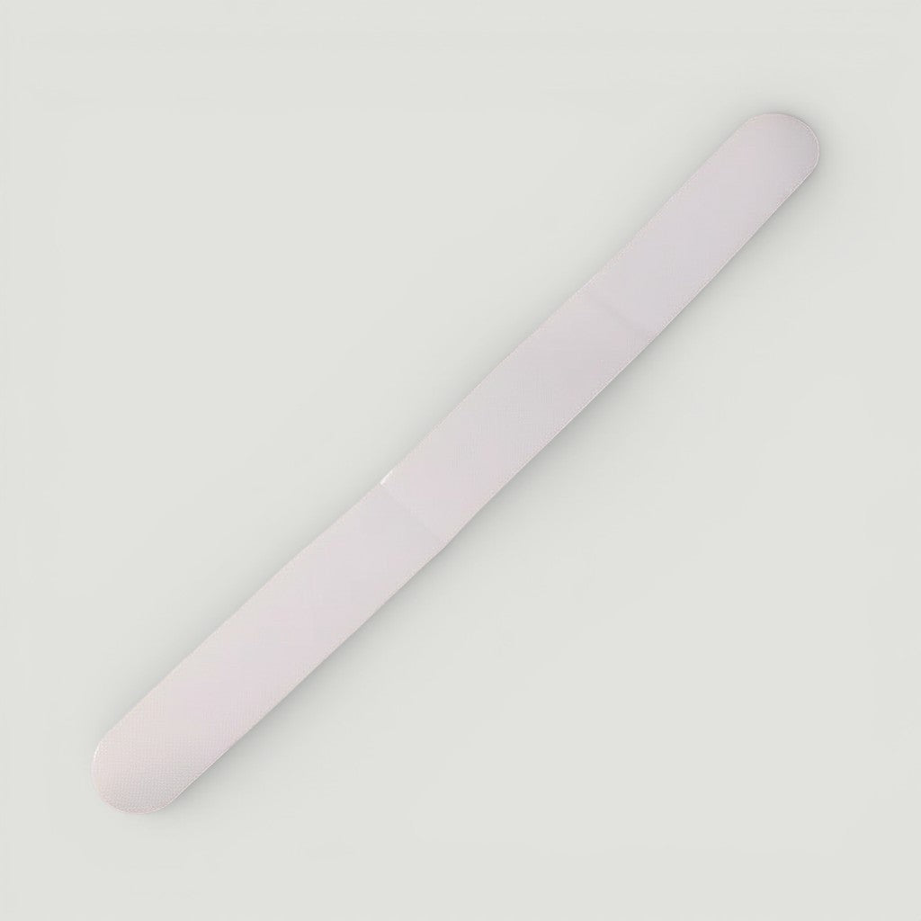 Padel Shark white protective tape for racket frame, 37cm long, 3.4cm wide, shock-absorbing and durable.